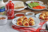 Sriracha Honey-Lime Mini Pigs in a Blanket Recipe