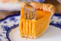 Classic Southern Sweet Potato Pie Recipe with Spiced Filling