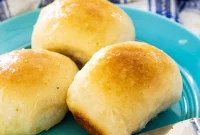 Soft Homemade Buttery Pan Rolls Recipe