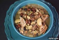 15-Bean Slow Cooker Soup Recipe