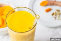 Mango and Turmeric Smoothie for Inflammation Relief