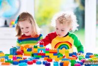 21 Screen-Free Activities to Keep Kids Engaged While You Work