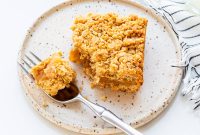 Apple Crisp Bars Recipe with Oat Streusel