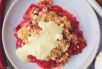 Classic Rhubarb Crumble Recipe