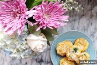Broccoli Cheddar Strata Cups: Savory Brunch Bites