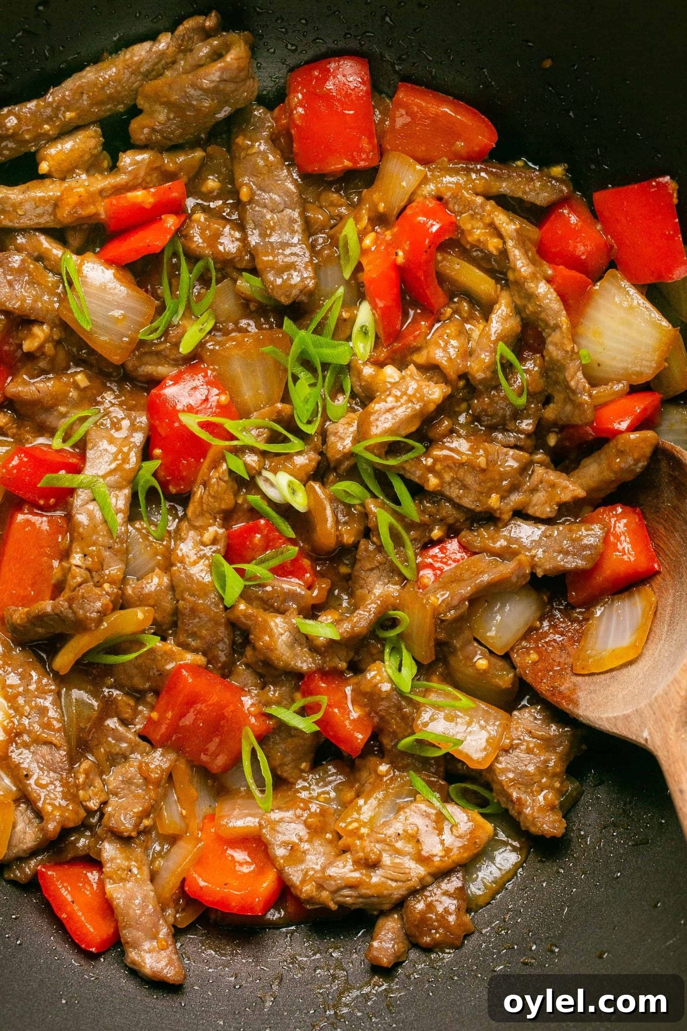 Black Pepper Beef 