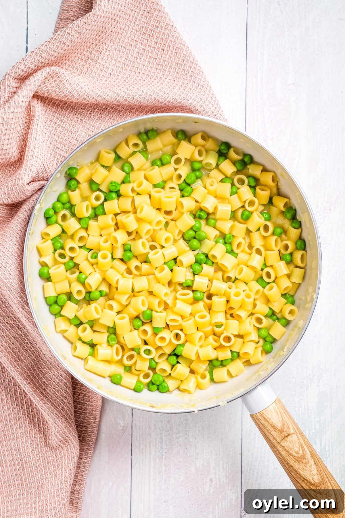 Pasta e Piselli Recipe: Classic Italian Pasta with Peas 8 Creamy pasta and peas