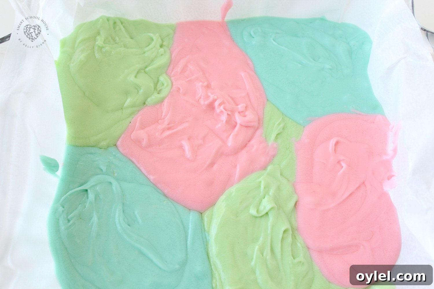 How to Make Lucky Charms Fudge 5 Making rainbow fudge