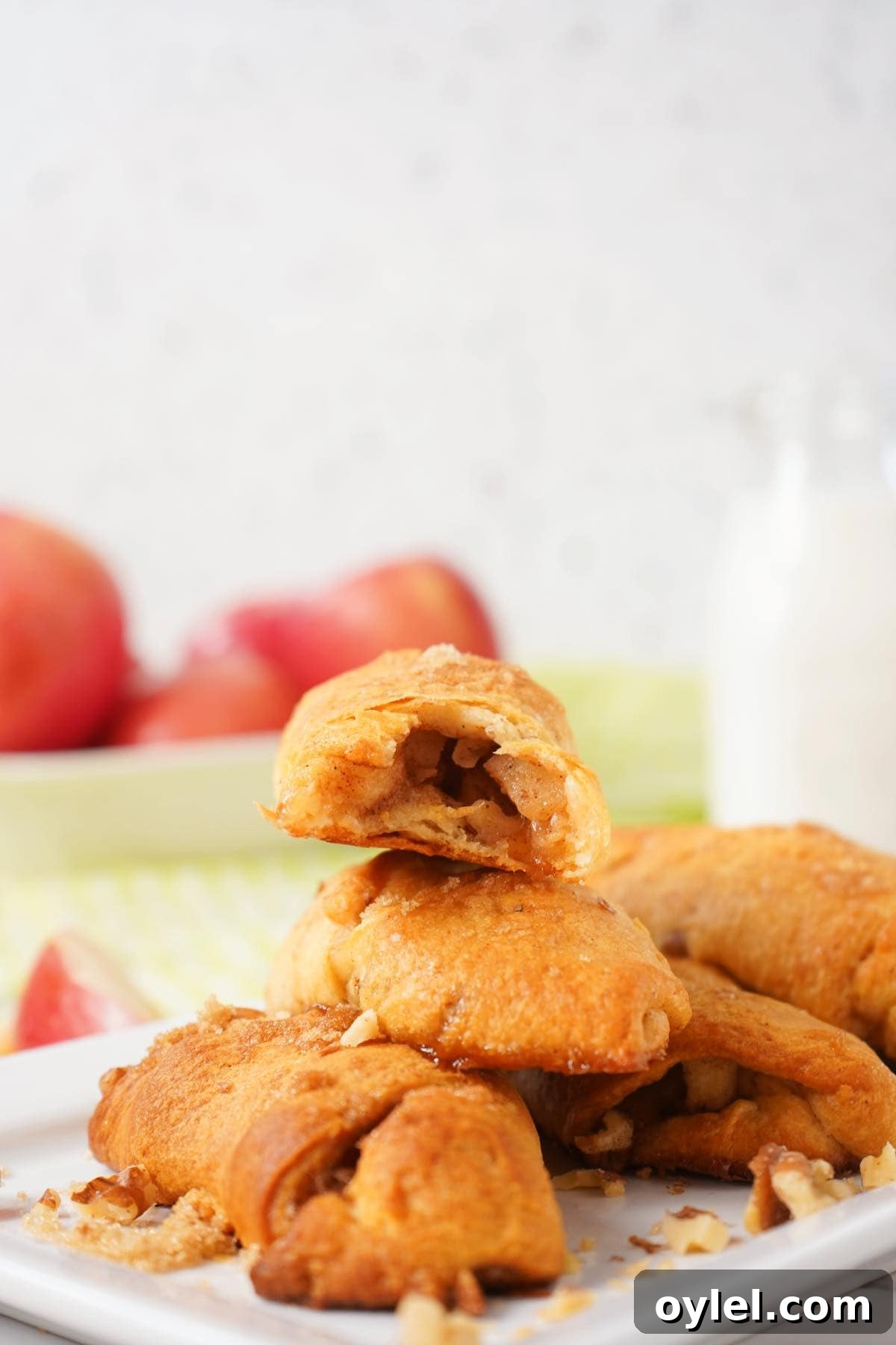 APPLE CRESCENT ROLLS with bite