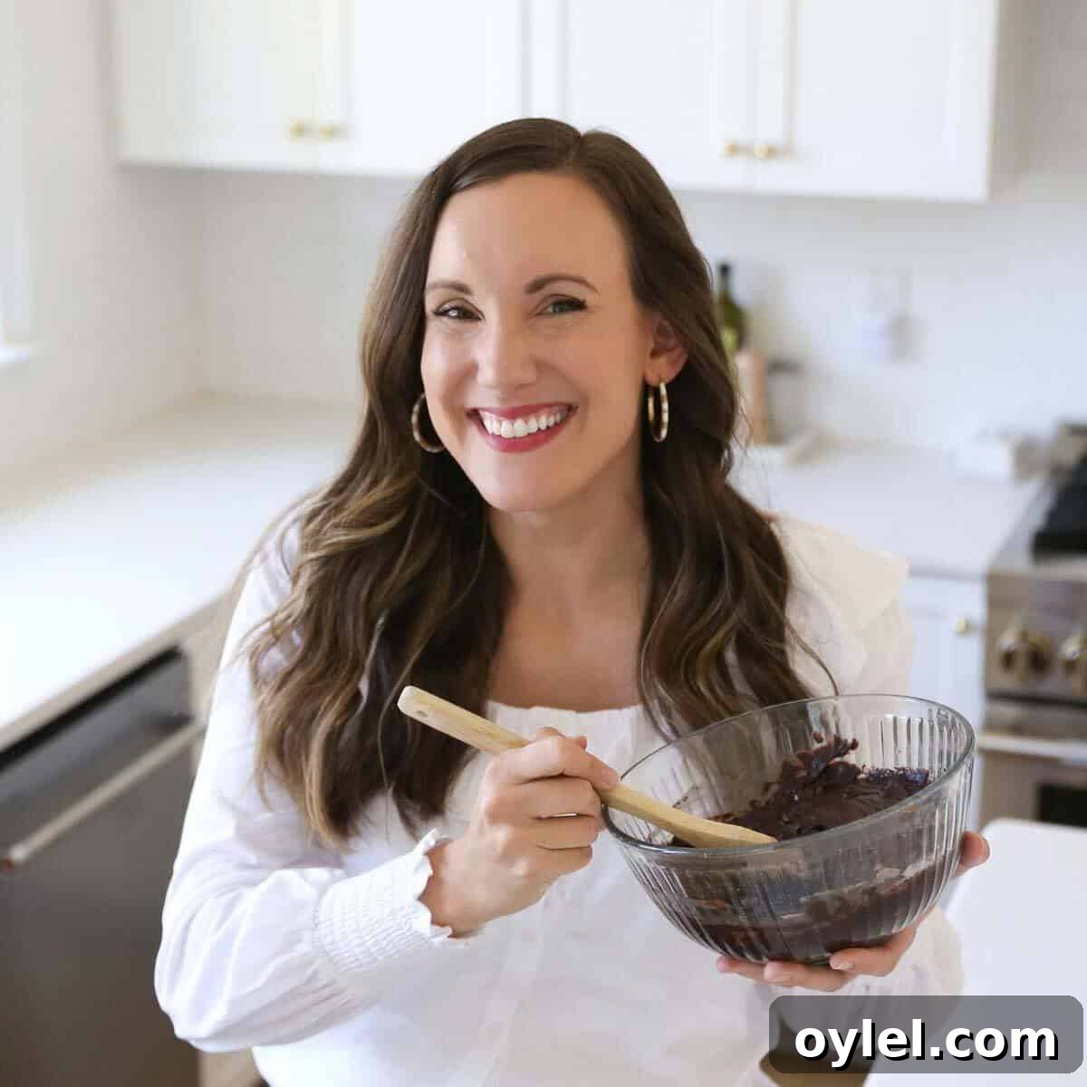 Zesty Gluten-Free Lemon Bars Recipe 2 Erin headshot