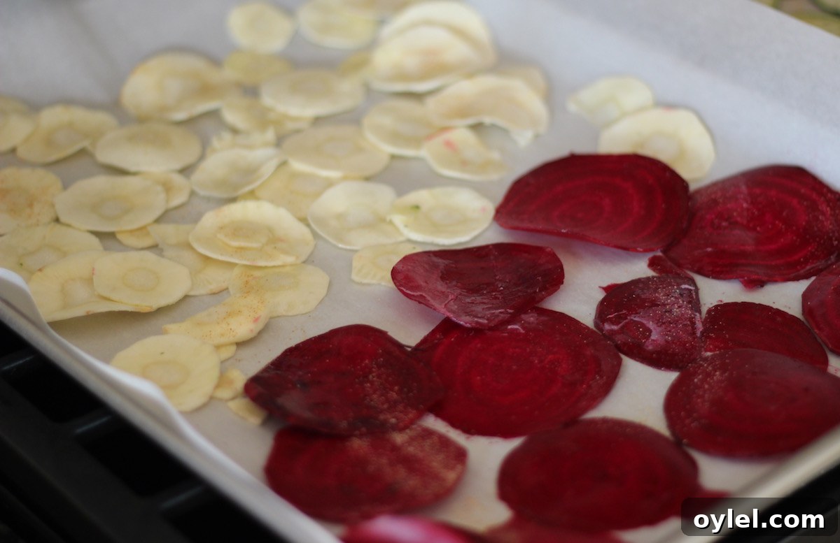 AIP Pomegranate Guacamole - an allergy-friendly appetizer that is perfect for your next party! Serve with veggie chips, plantain chips, or sweet potato chips! | fedandfulfilled.com