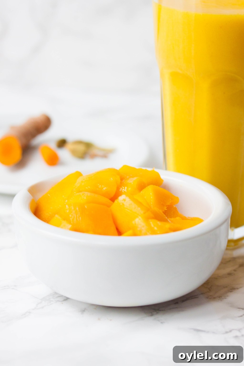 Mango and Turmeric Smoothie