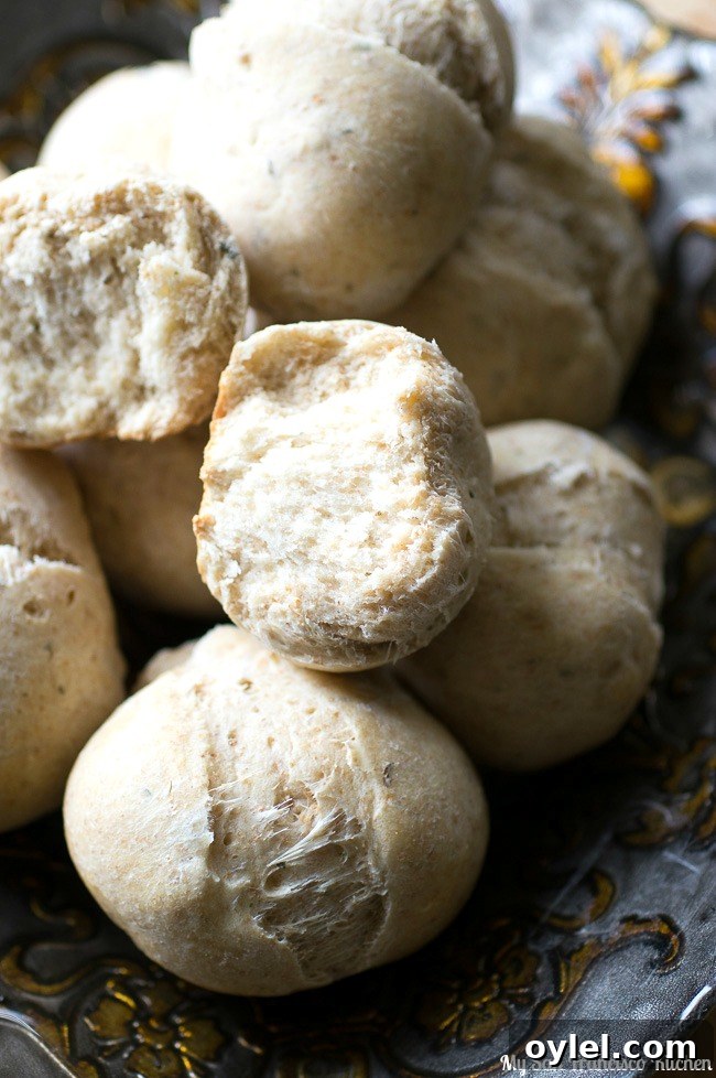 8 Hearty Side Dishes That Turn Soup into a Full Meal 7 Herb Dinner Rolls