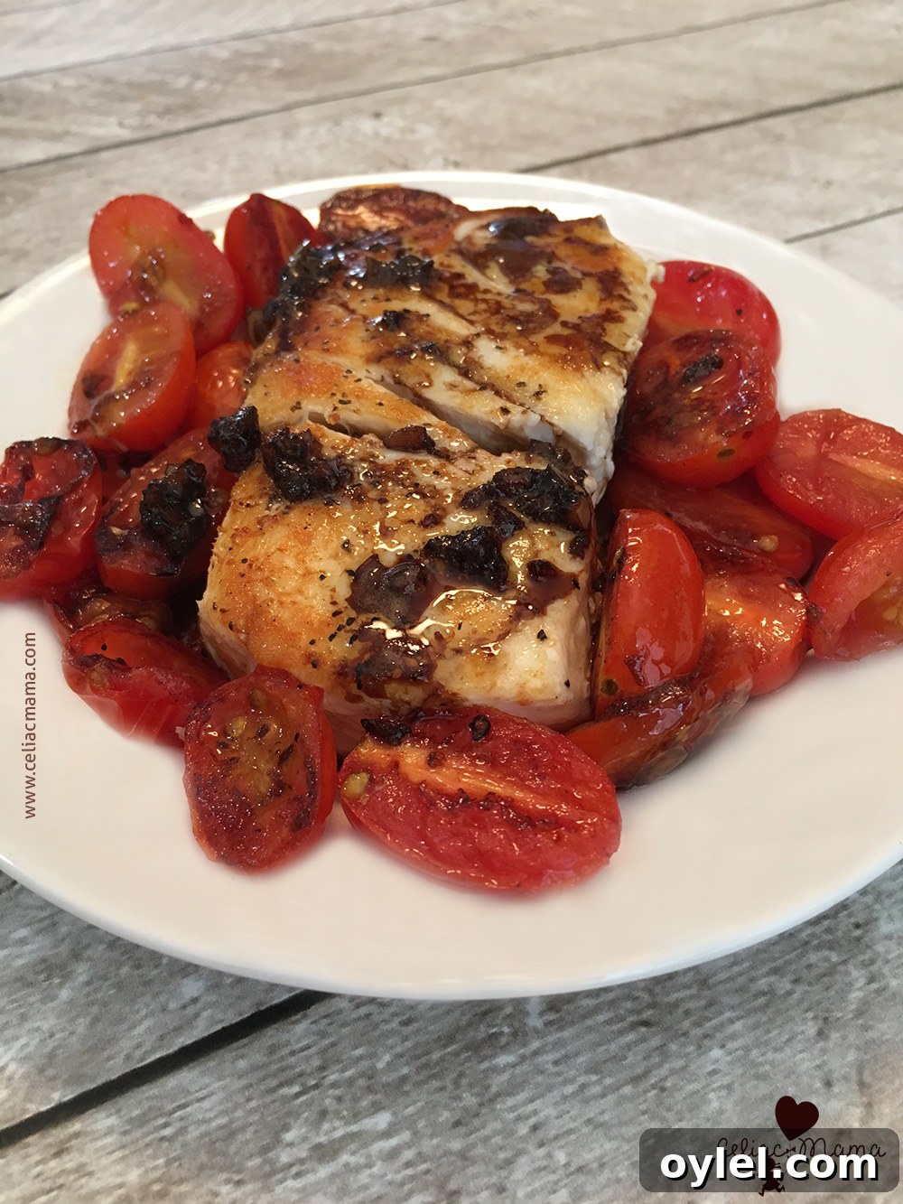 Pan-Seared Halibut with Tomato-Balsamic Glaze 3 sauteed-halibut-and-tomatoes-in-balsamic-glaze