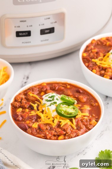 Creamy Roasted Tomato Bisque Recipe 16 This is an easy crockpot chili recipe! The low and slow cooking process creates the juiciest and richest flavor.